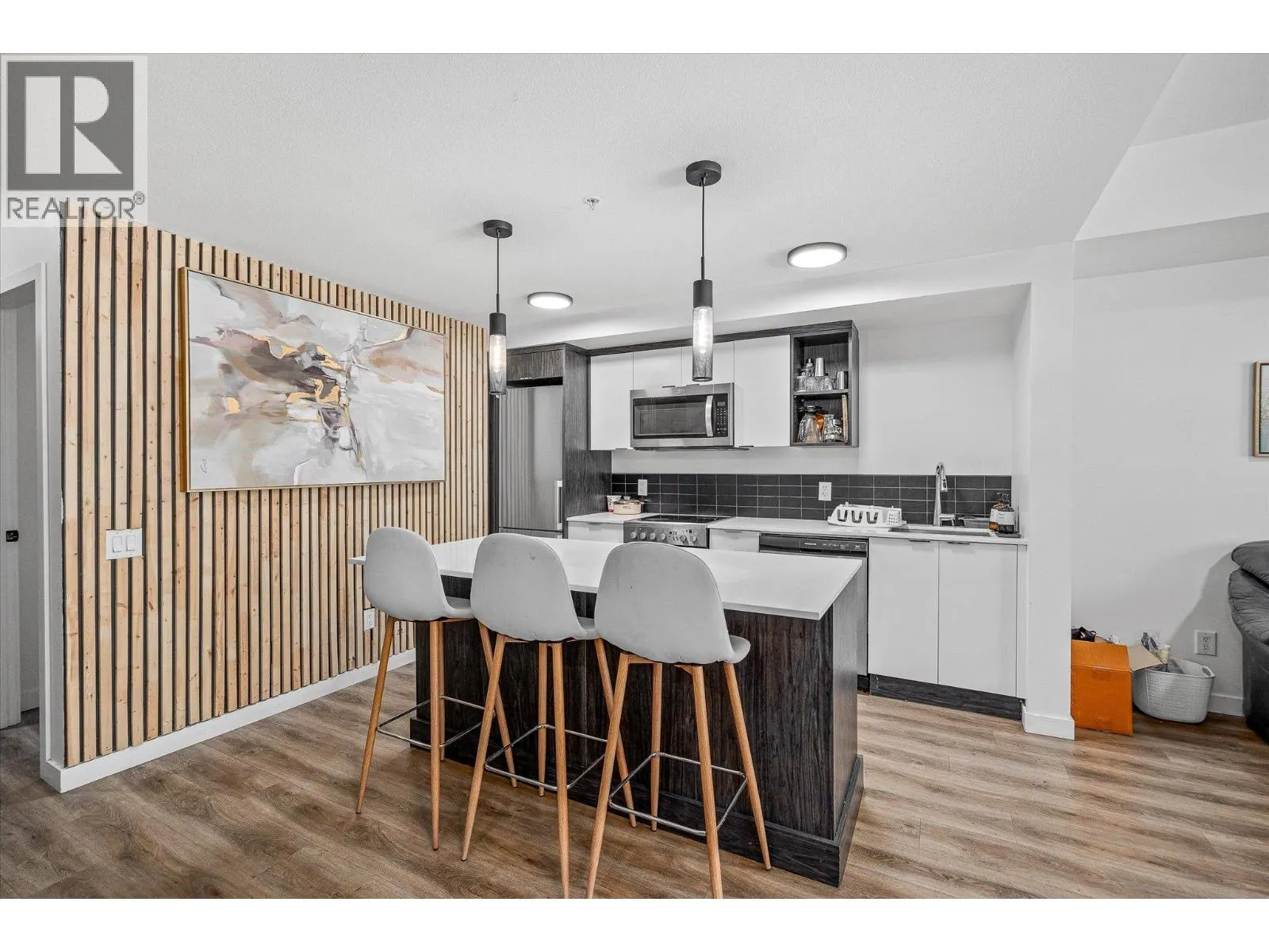 615 Rutland Road Unit# 202