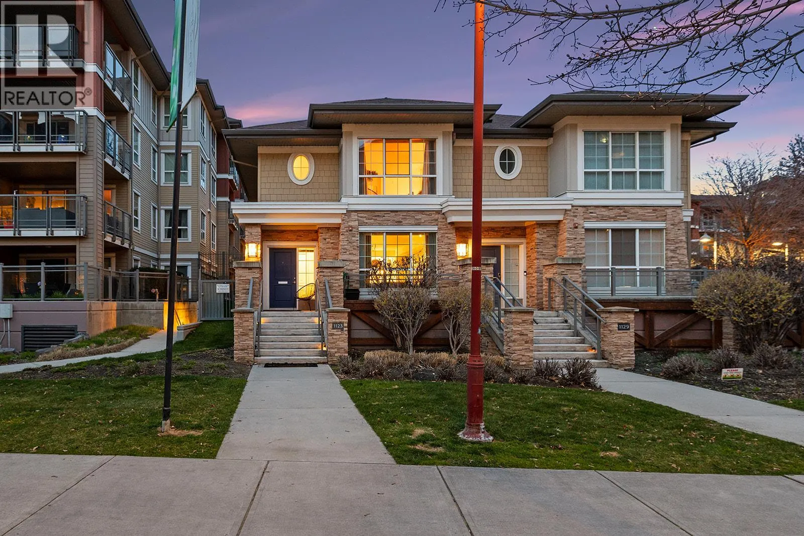 1123 Sunset Drive