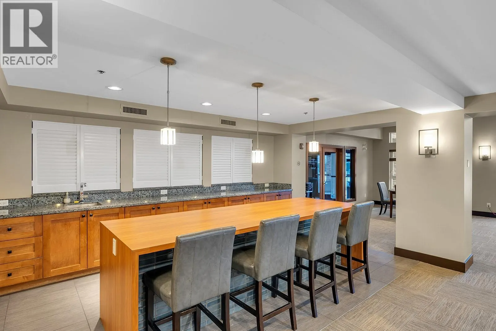 1123 Sunset Drive