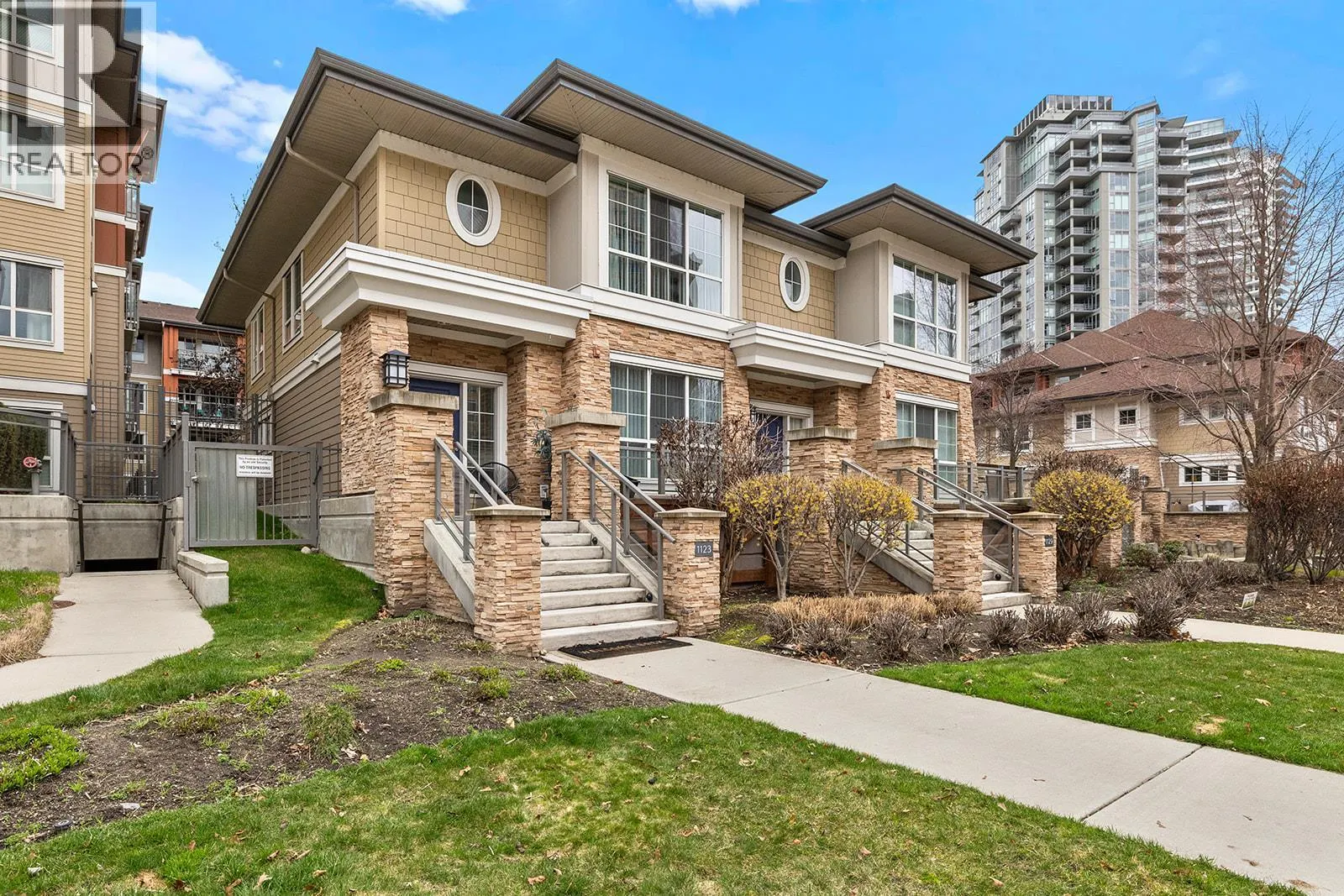 1123 Sunset Drive
