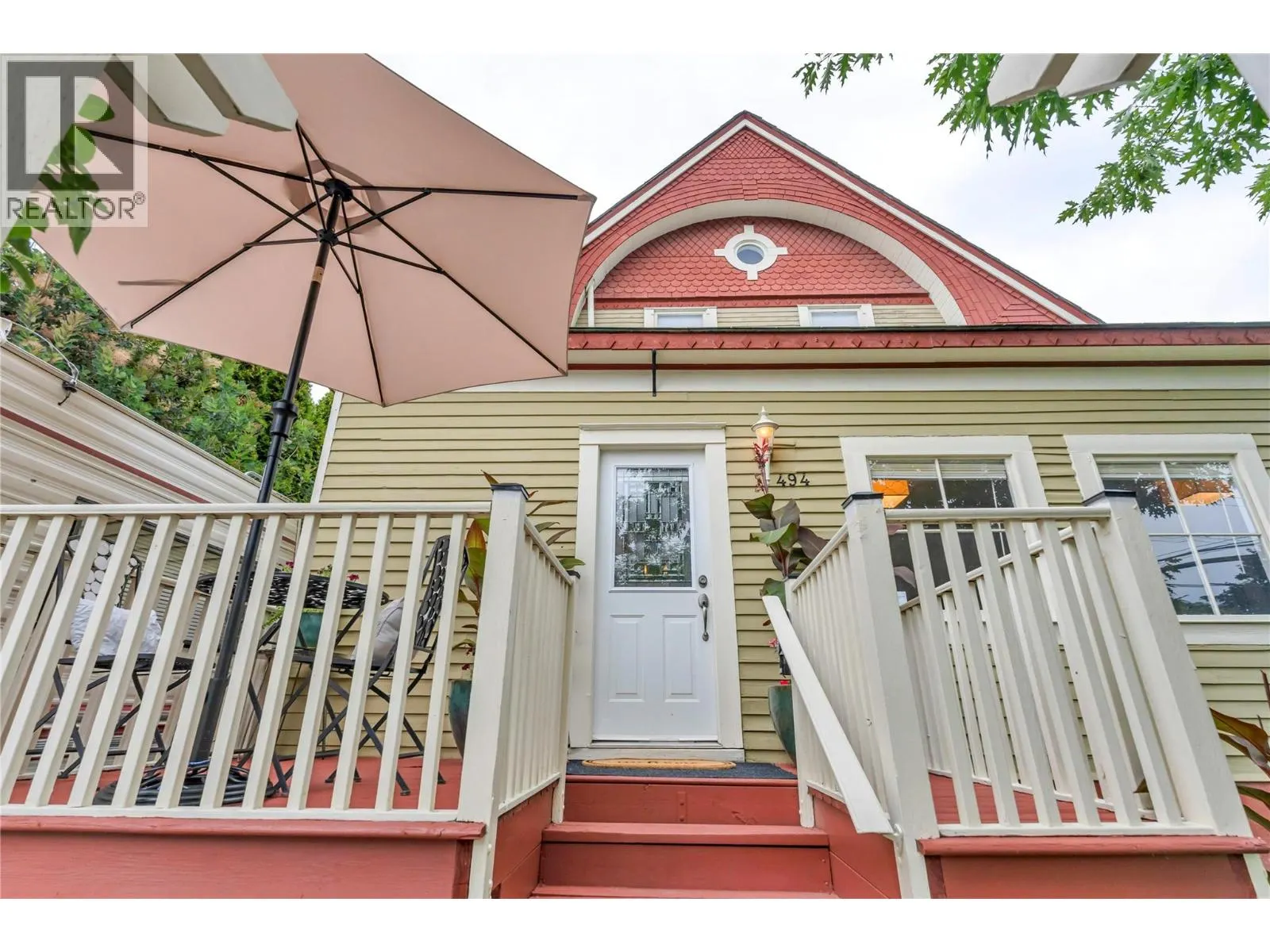 494 Young Street