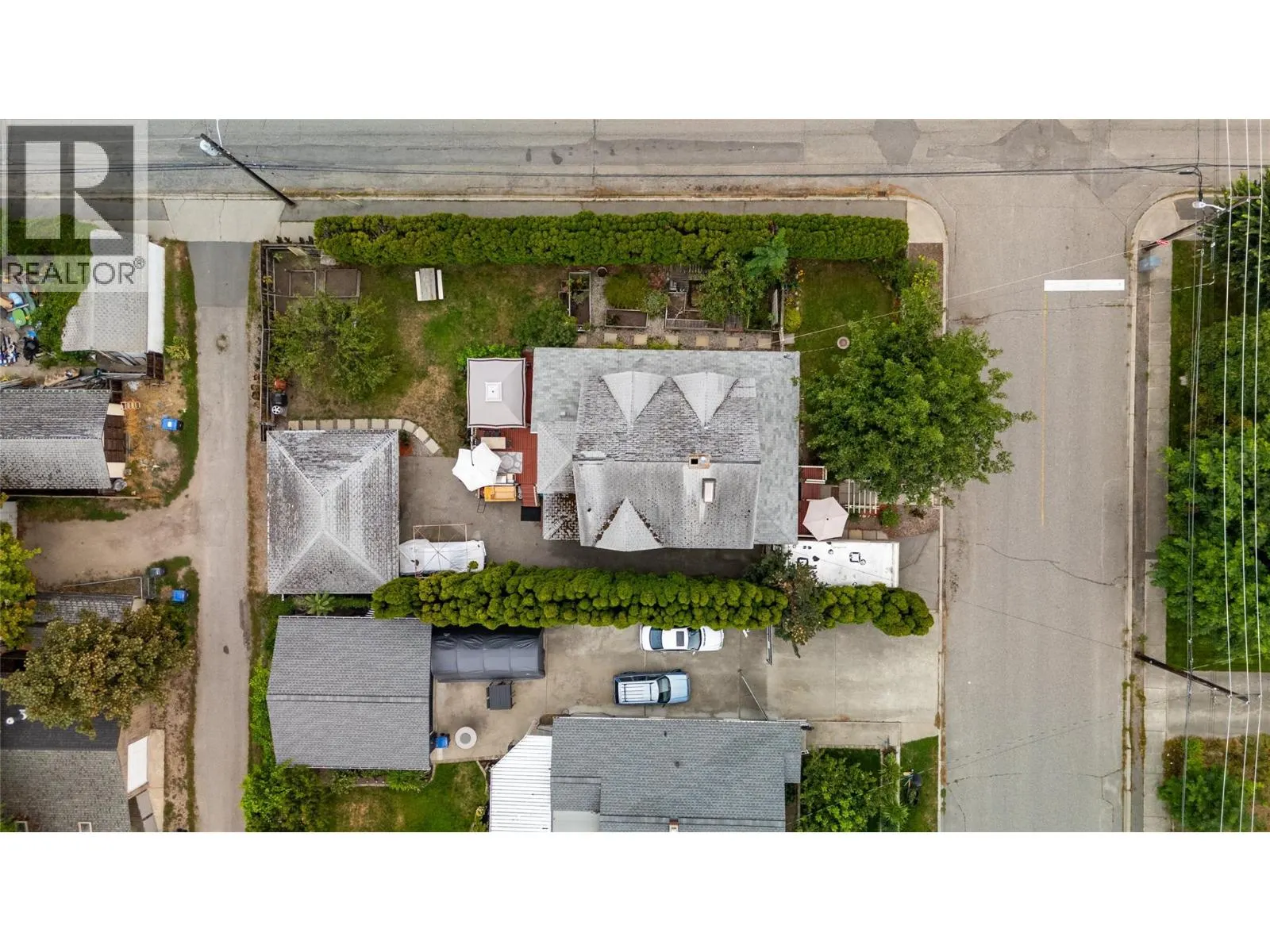 494 Young Street