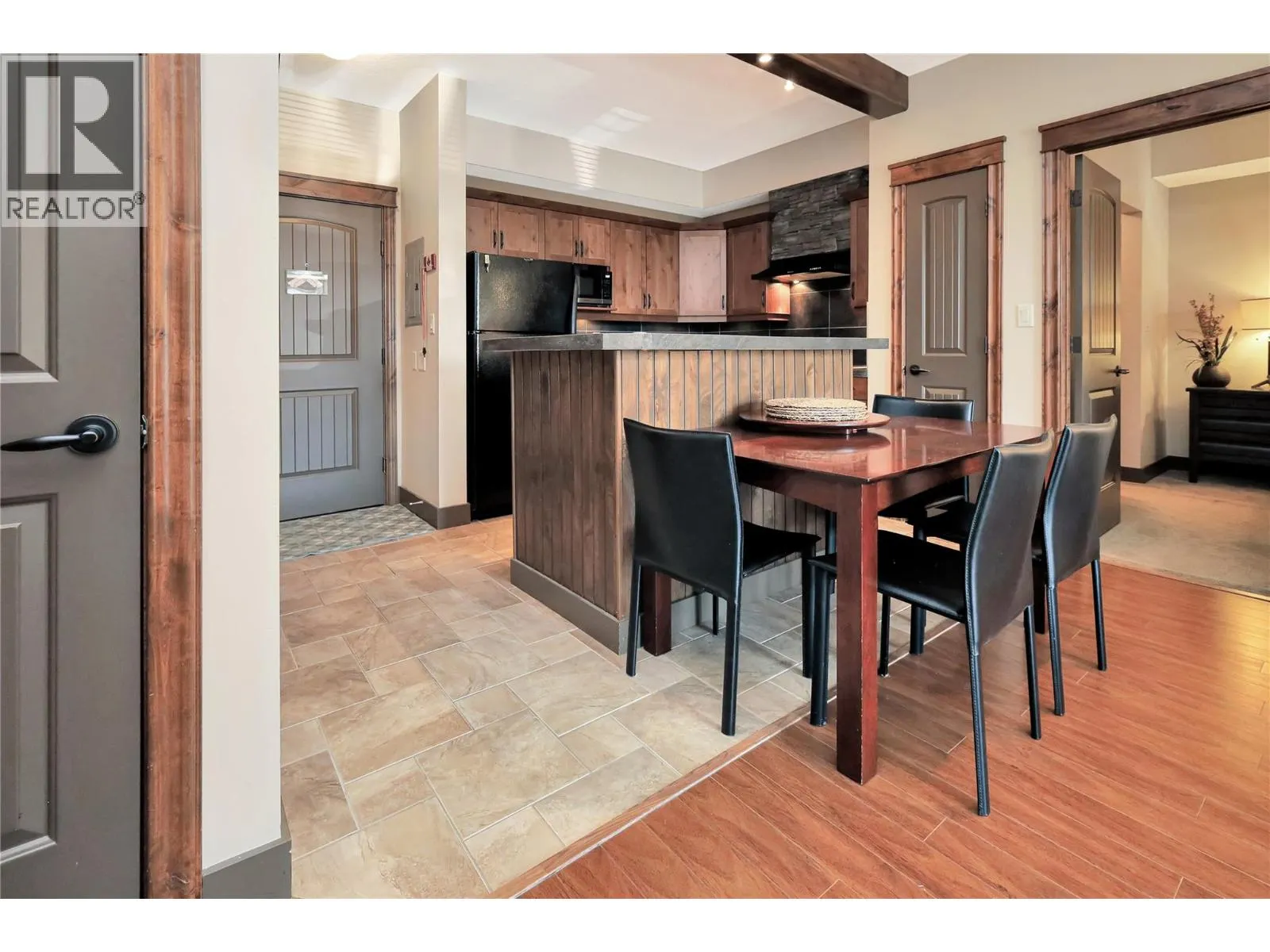 7495 COLUMBIA Avenue Unit# 1111