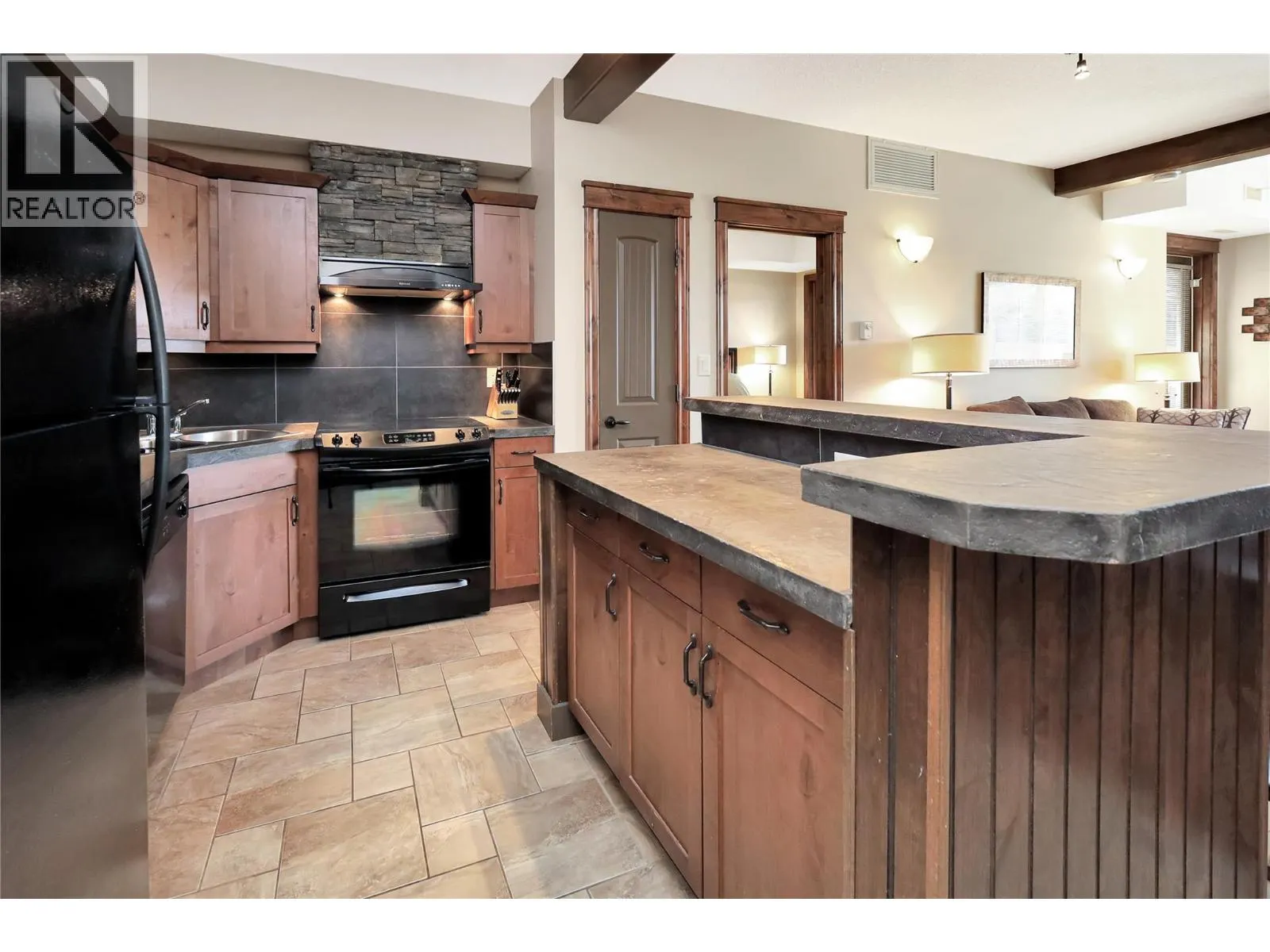 7495 COLUMBIA Avenue Unit# 1111