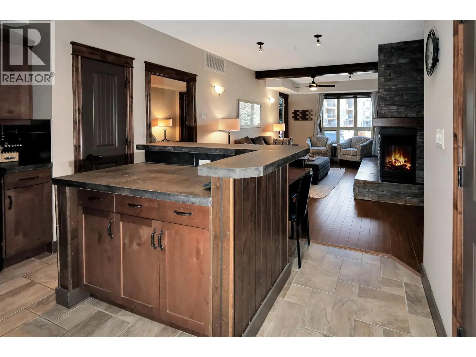 7495 COLUMBIA Avenue Unit# 1111