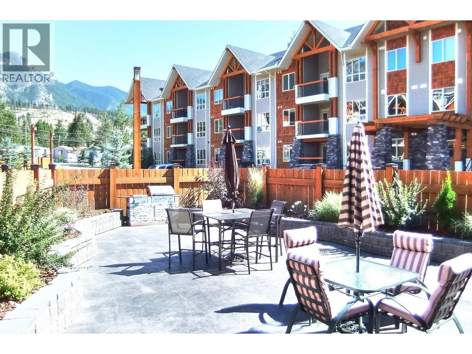 7495 COLUMBIA Avenue Unit# 1111