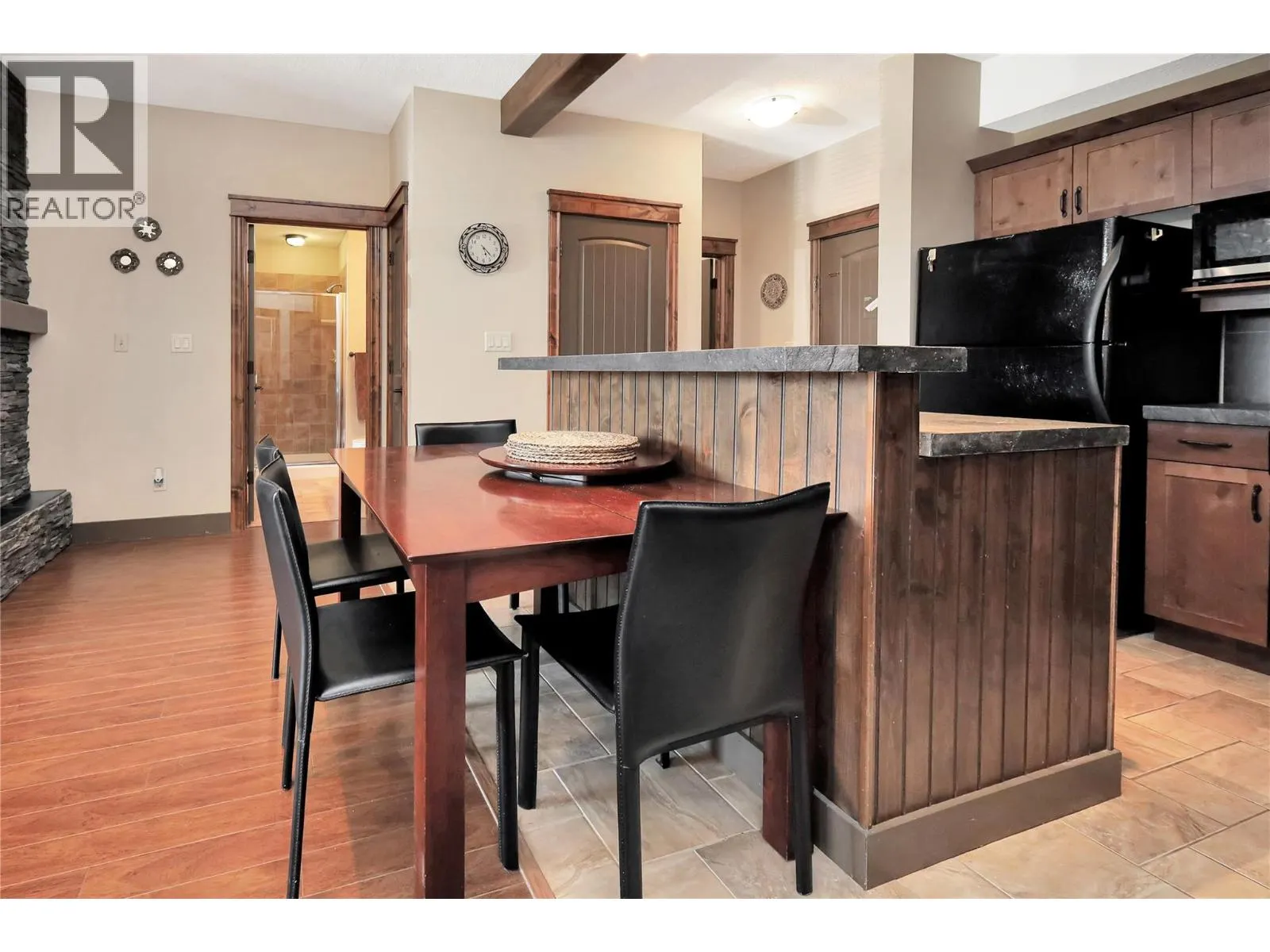 7495 COLUMBIA Avenue Unit# 1111