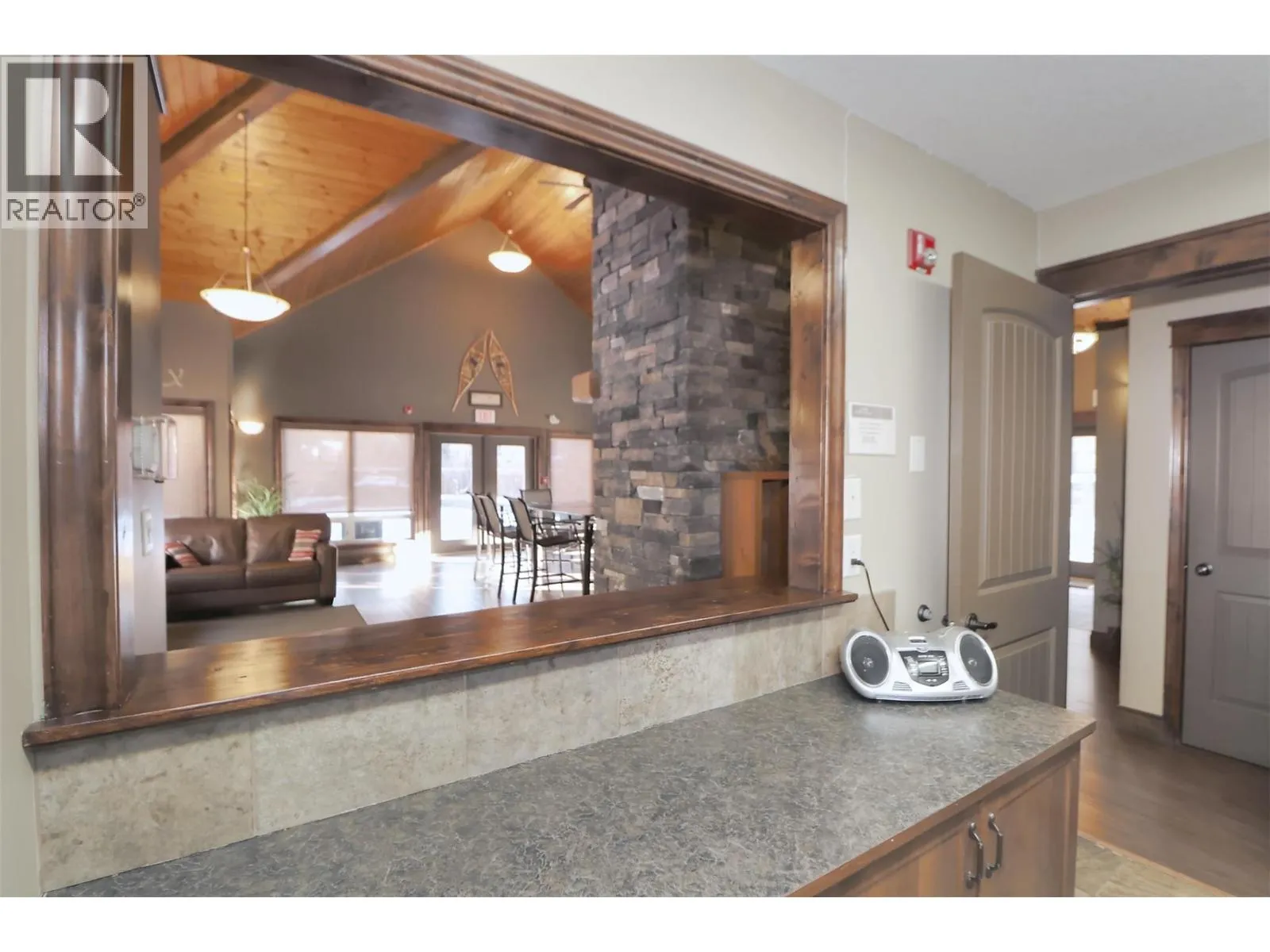 7495 COLUMBIA Avenue Unit# 1111