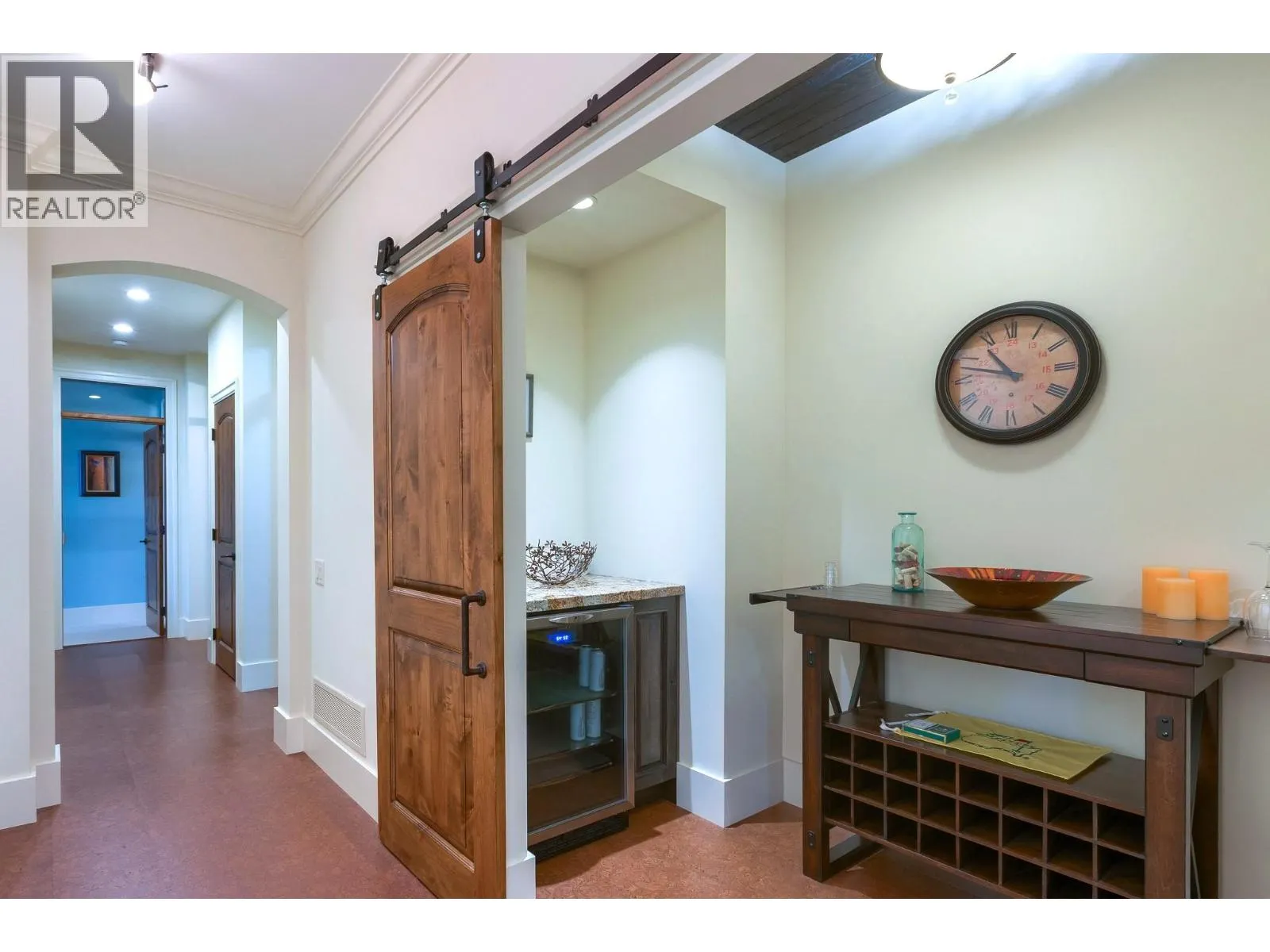 2457 Selkirk Drive