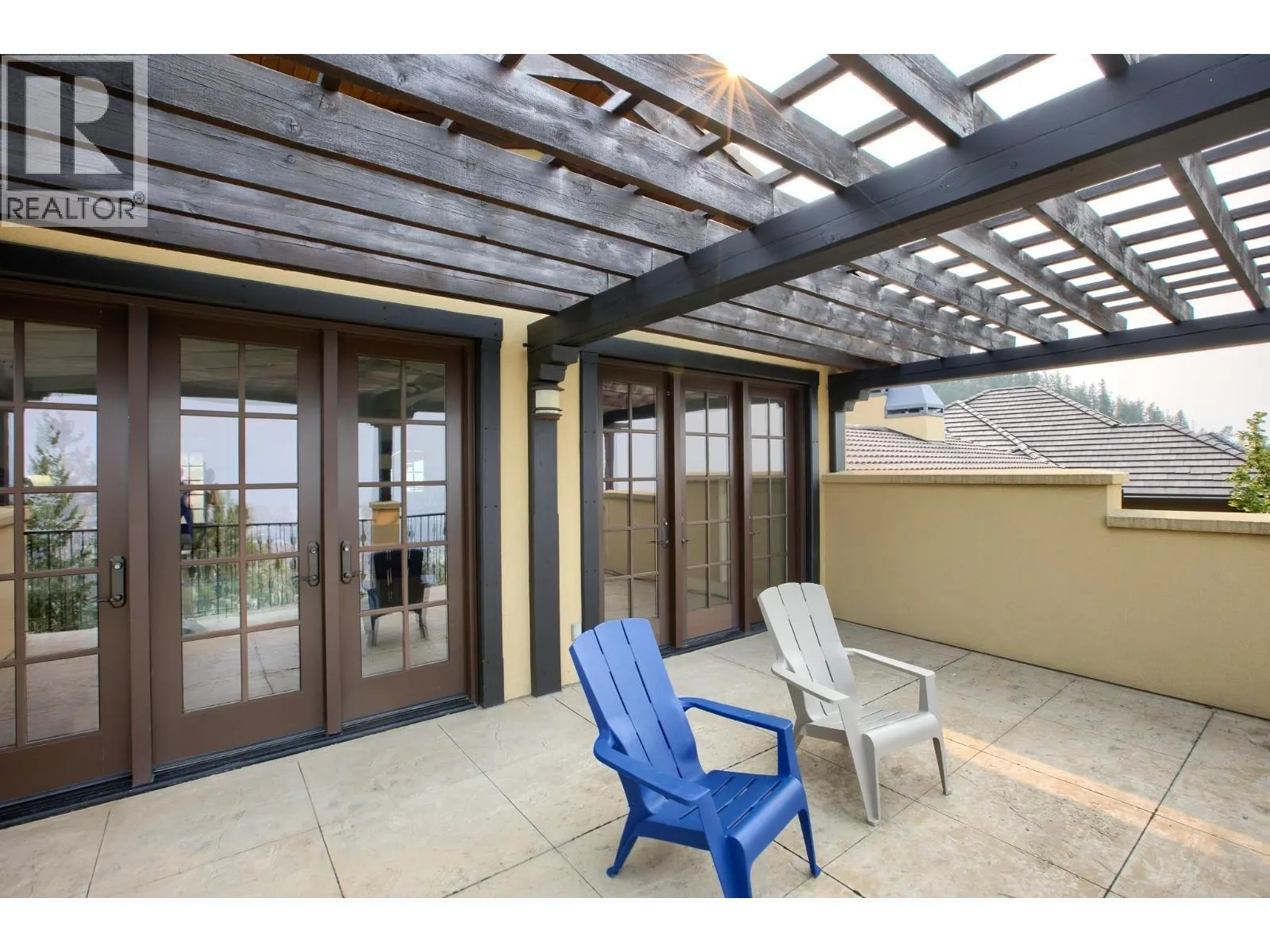 2457 Selkirk Drive
