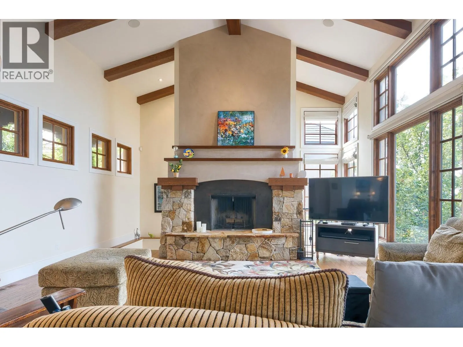 2457 Selkirk Drive