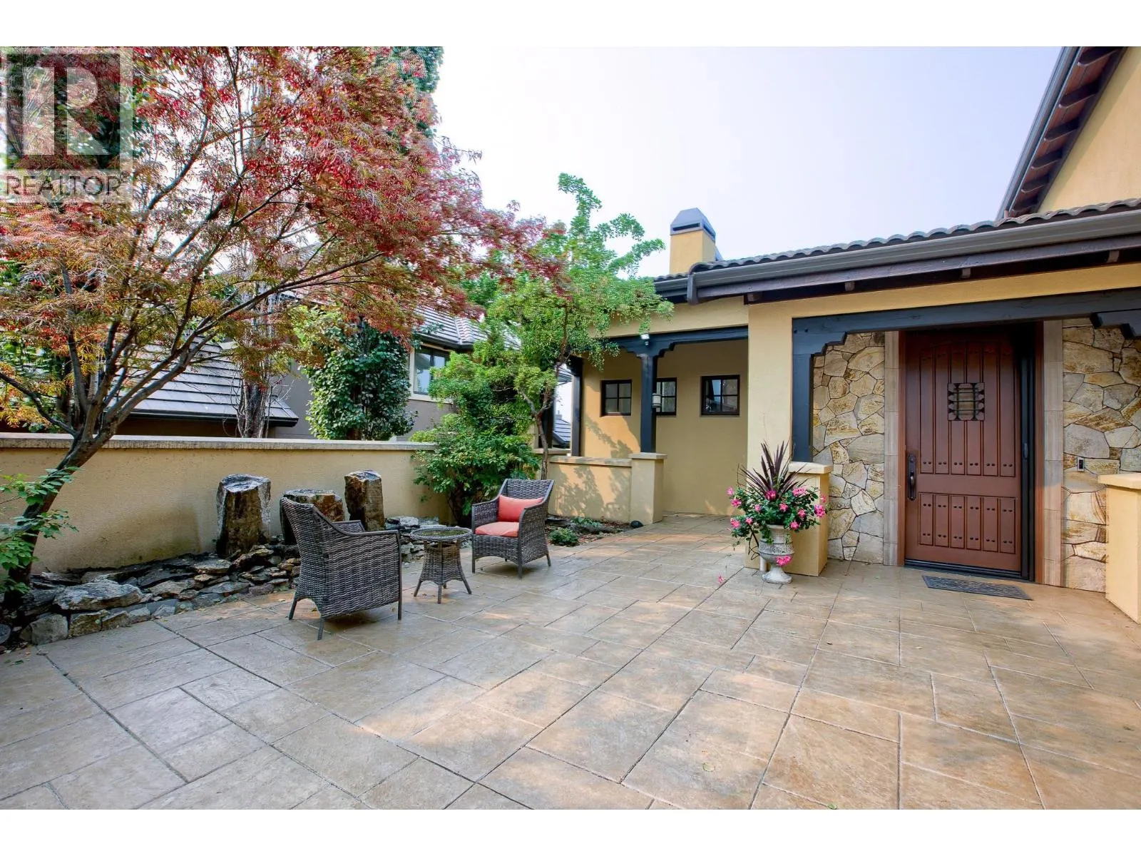 2457 Selkirk Drive