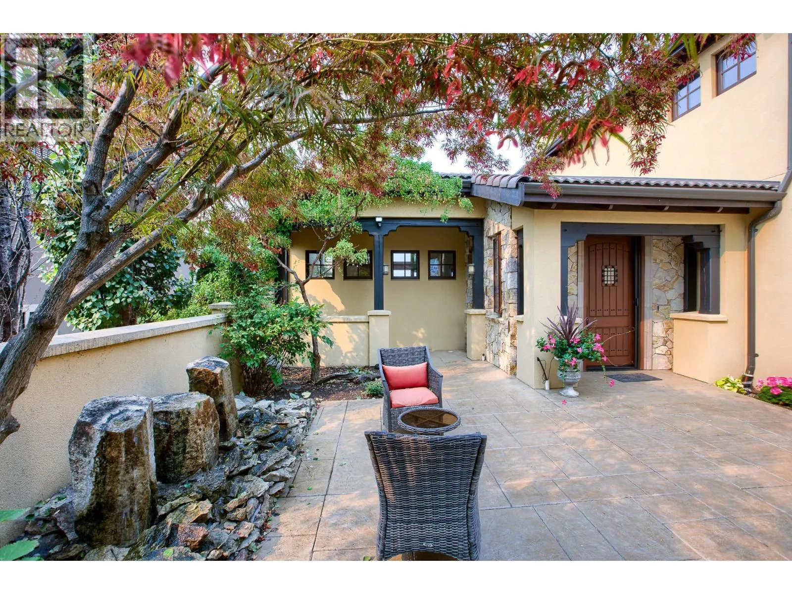 2457 Selkirk Drive