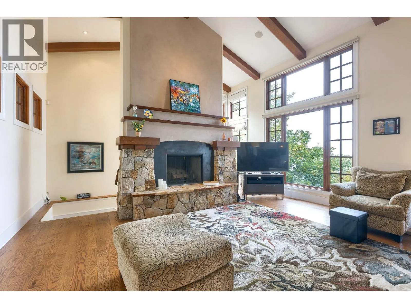 2457 Selkirk Drive