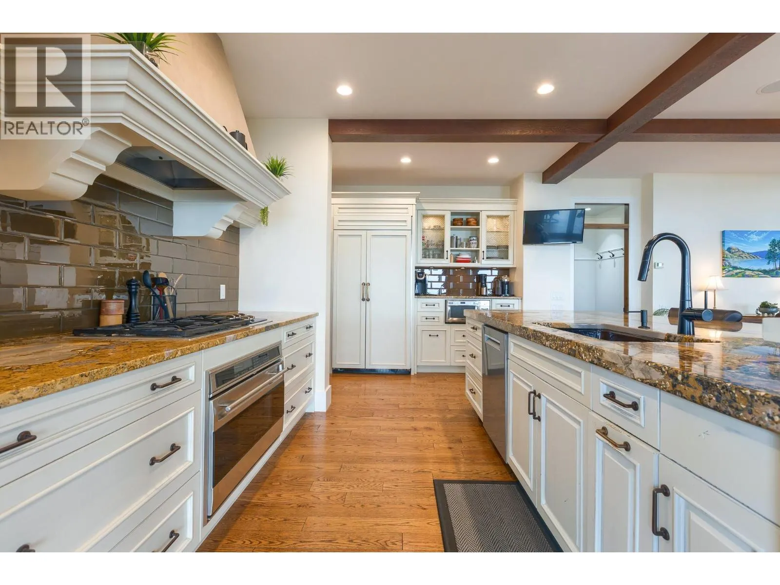 2457 Selkirk Drive