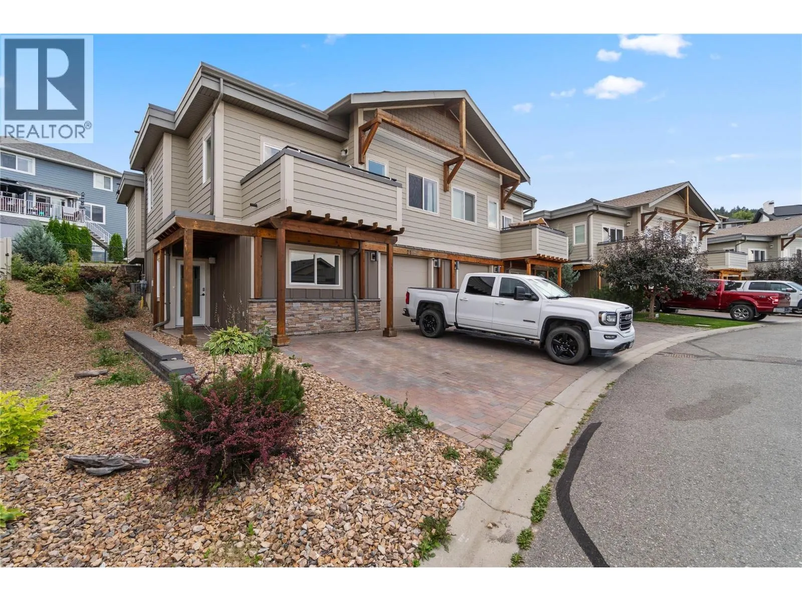 2200 Linfield Drive Unit# 21
