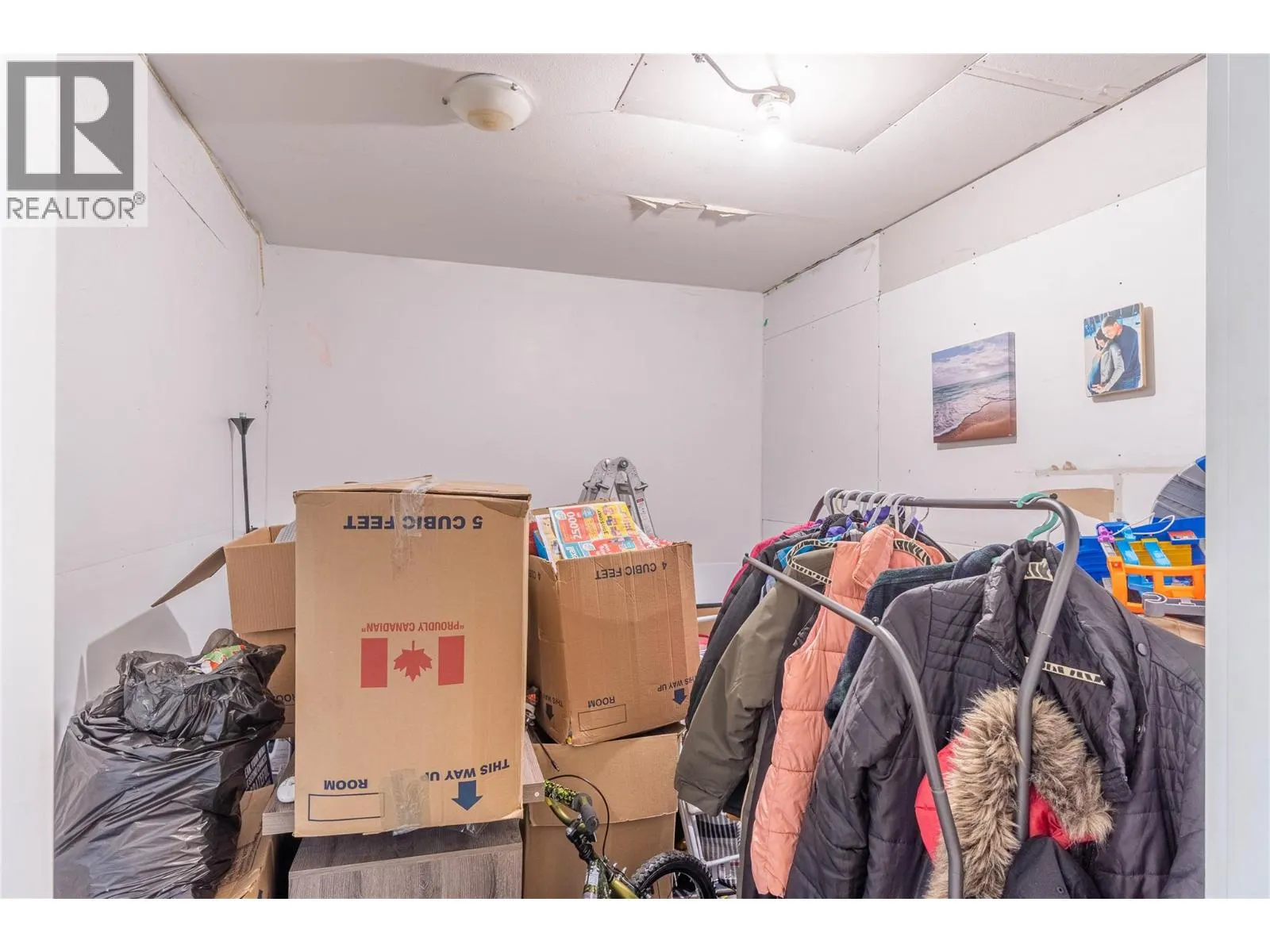 2200 Linfield Drive Unit# 21
