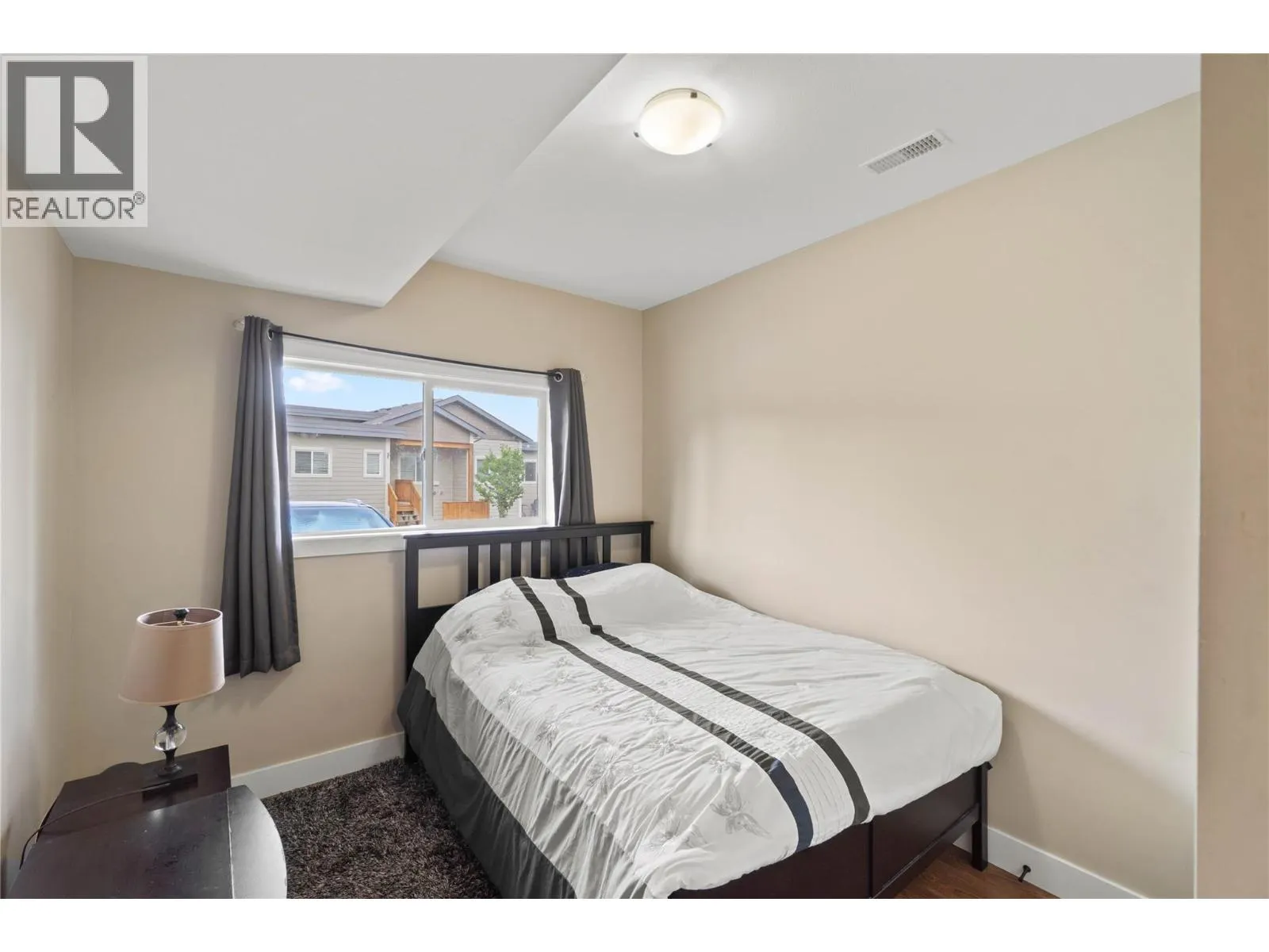 2200 Linfield Drive Unit# 21
