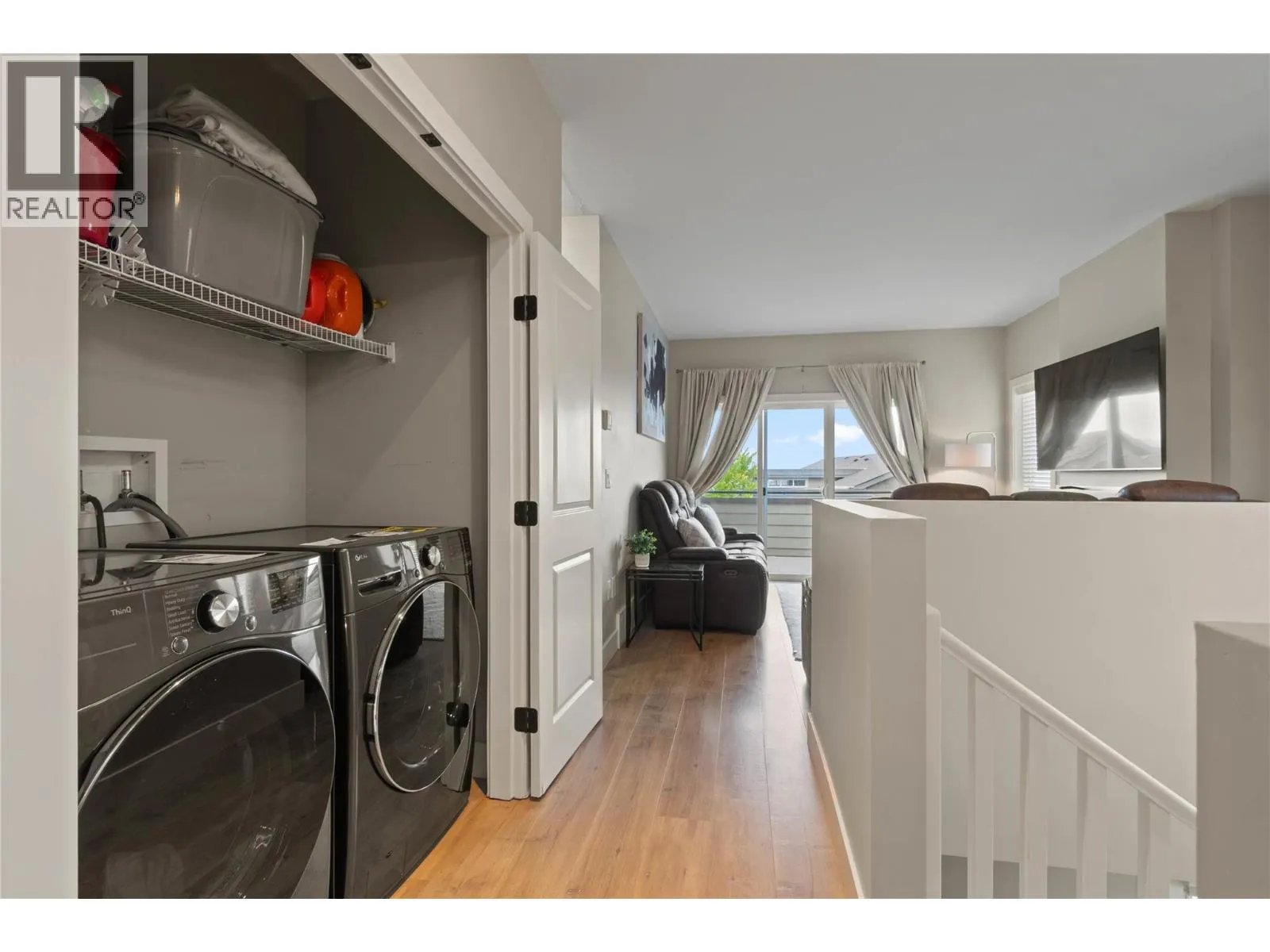 2200 Linfield Drive Unit# 21