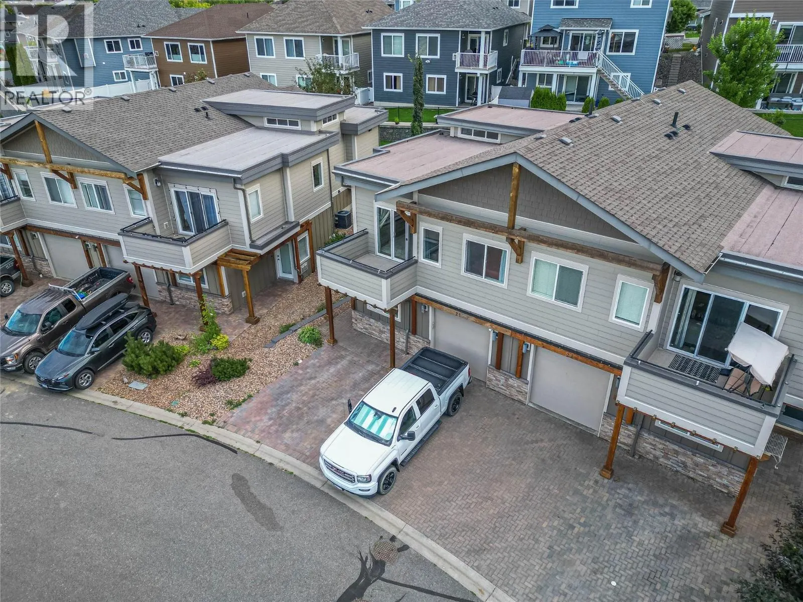 2200 Linfield Drive Unit# 21
