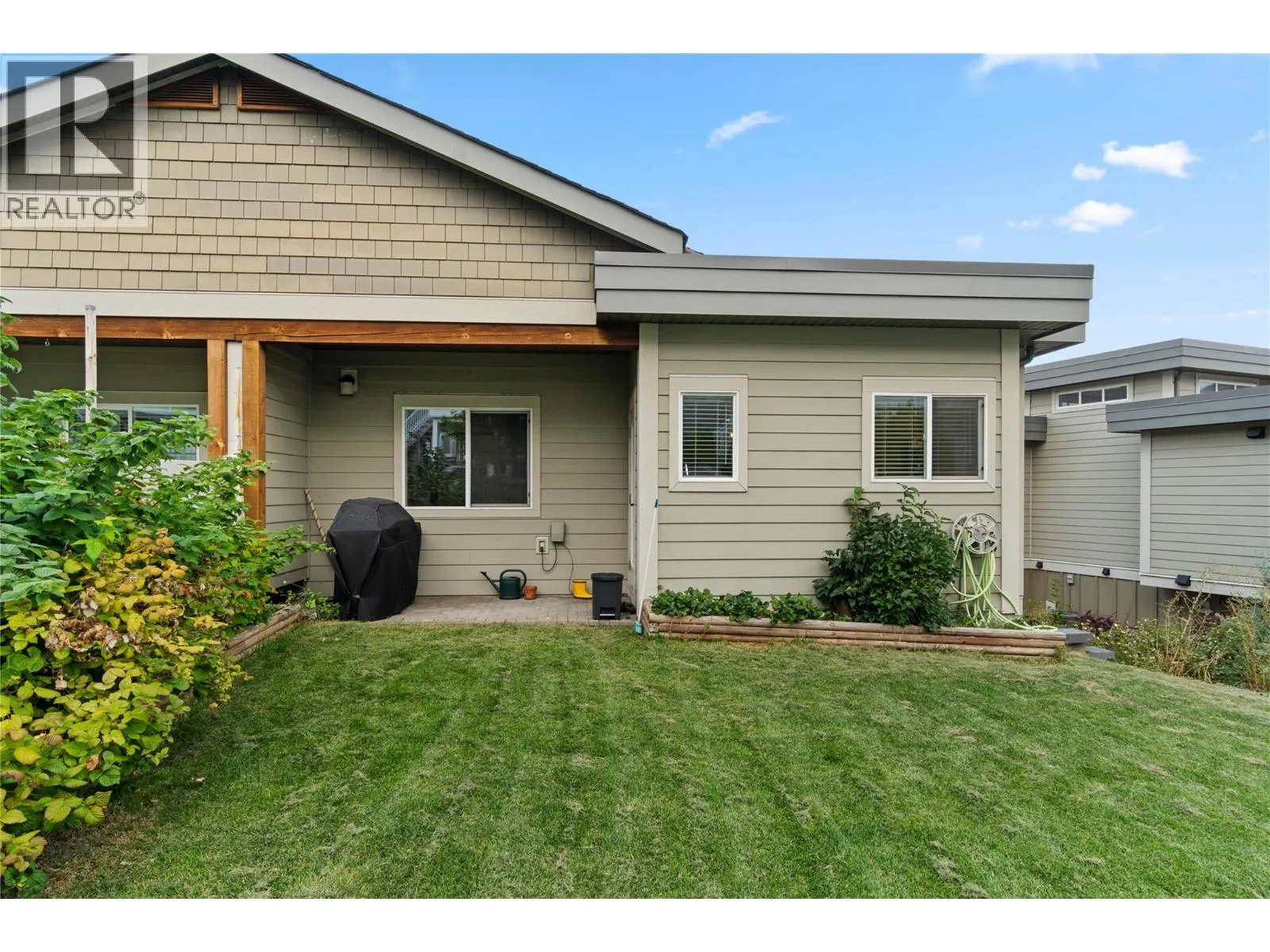 2200 Linfield Drive Unit# 21