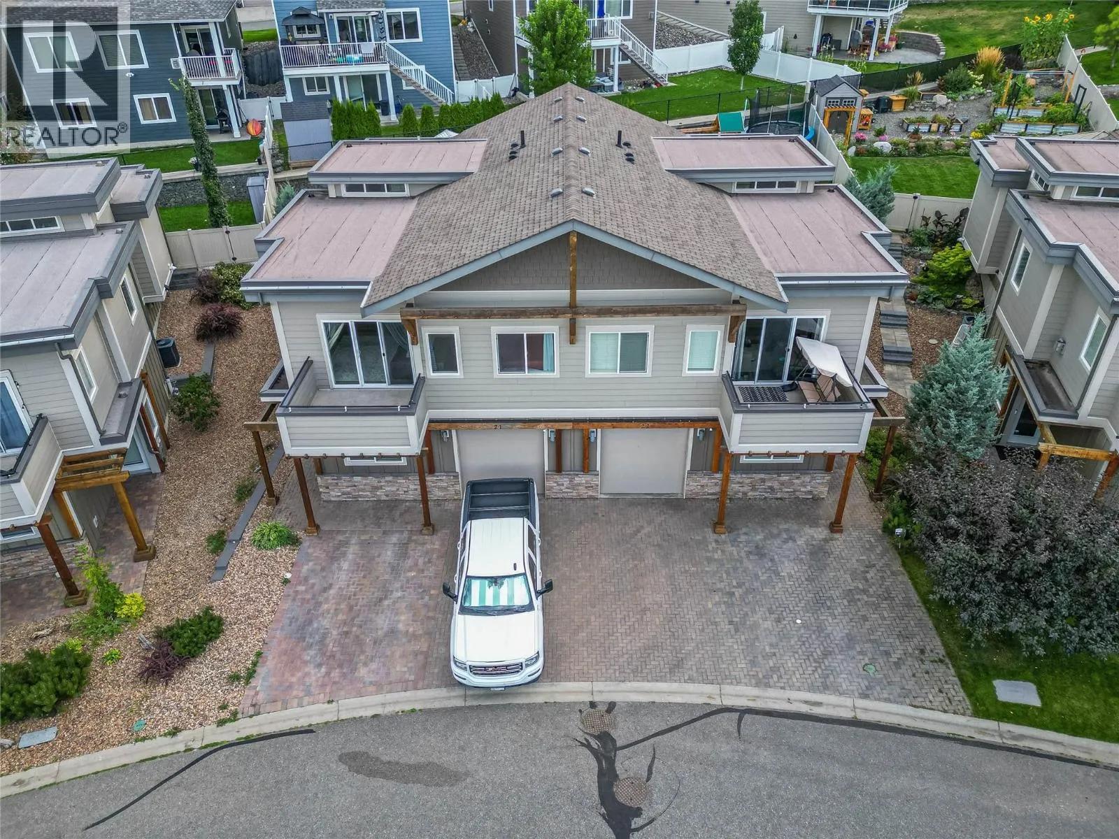 2200 Linfield Drive Unit# 21