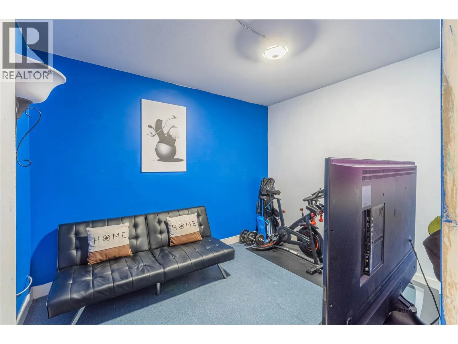 2200 Linfield Drive Unit# 21