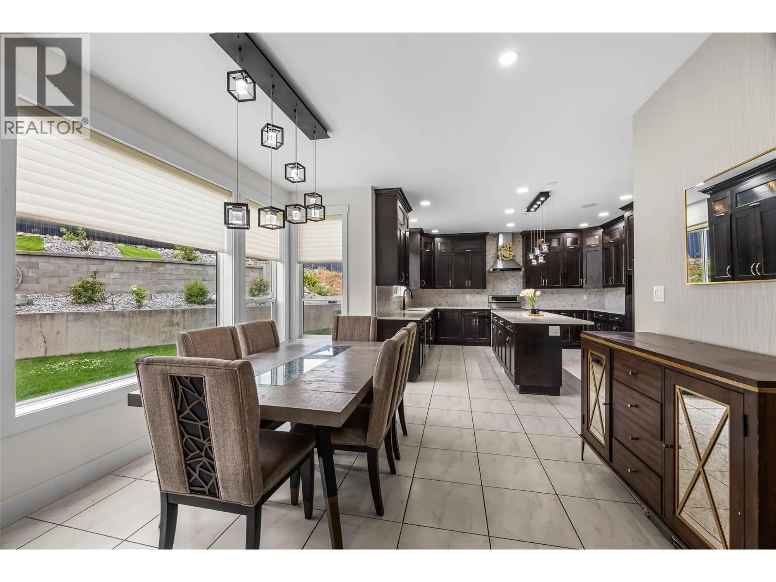 825 Fernie Court