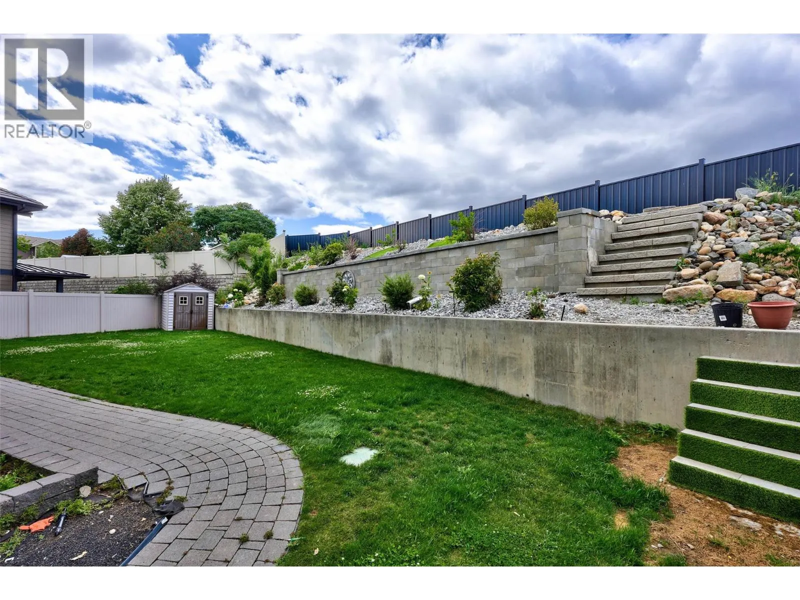 825 Fernie Court