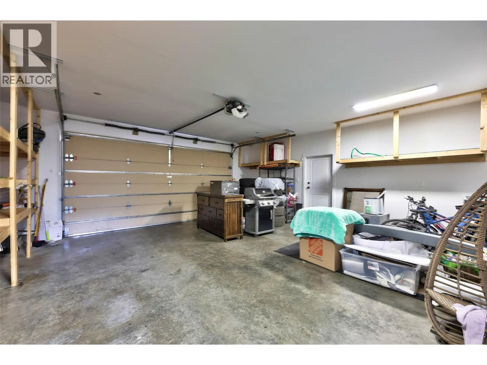 825 Fernie Court