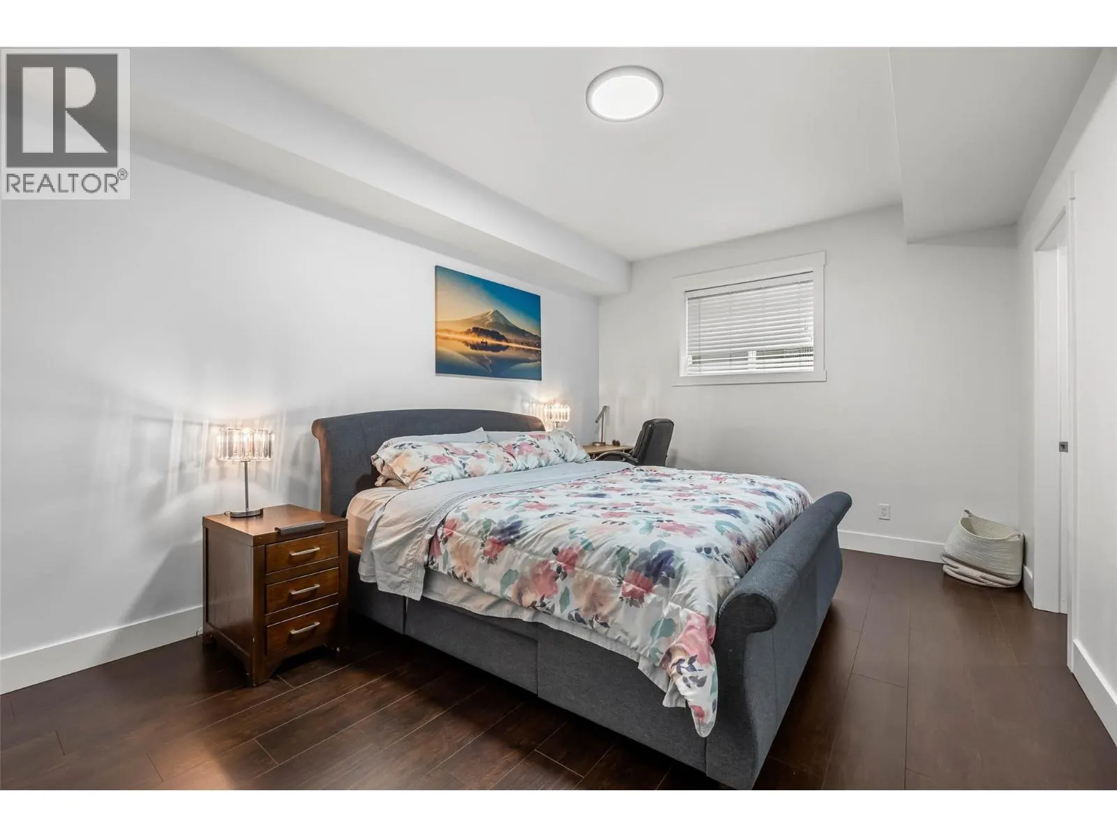 825 Fernie Court