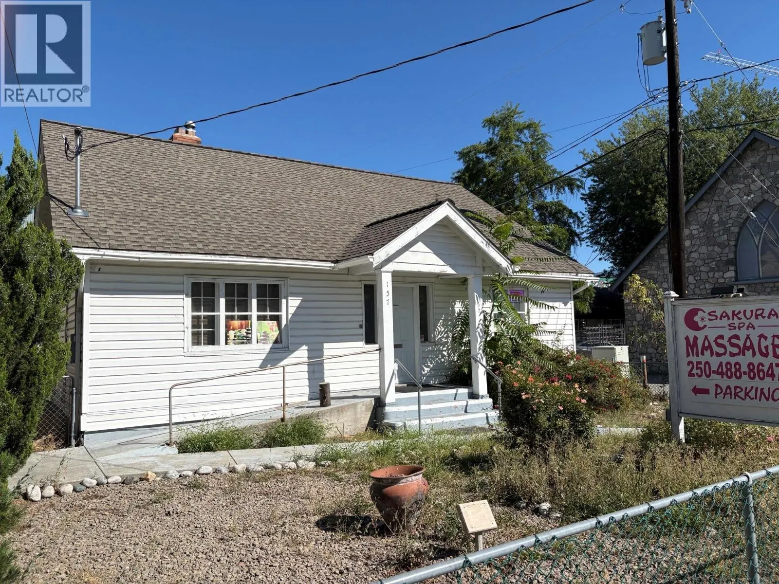 157 WADE Avenue W