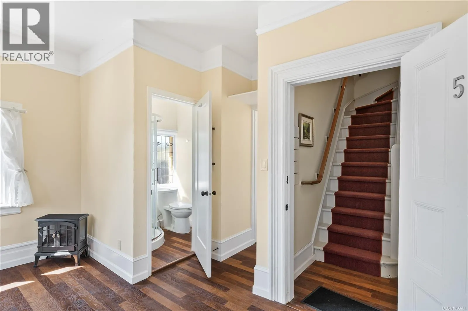 1171 Rockland Ave
