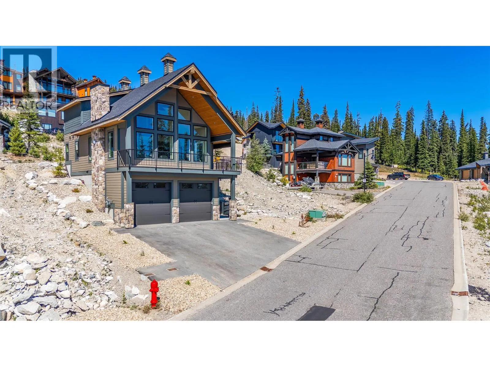 345 Feathertop Way