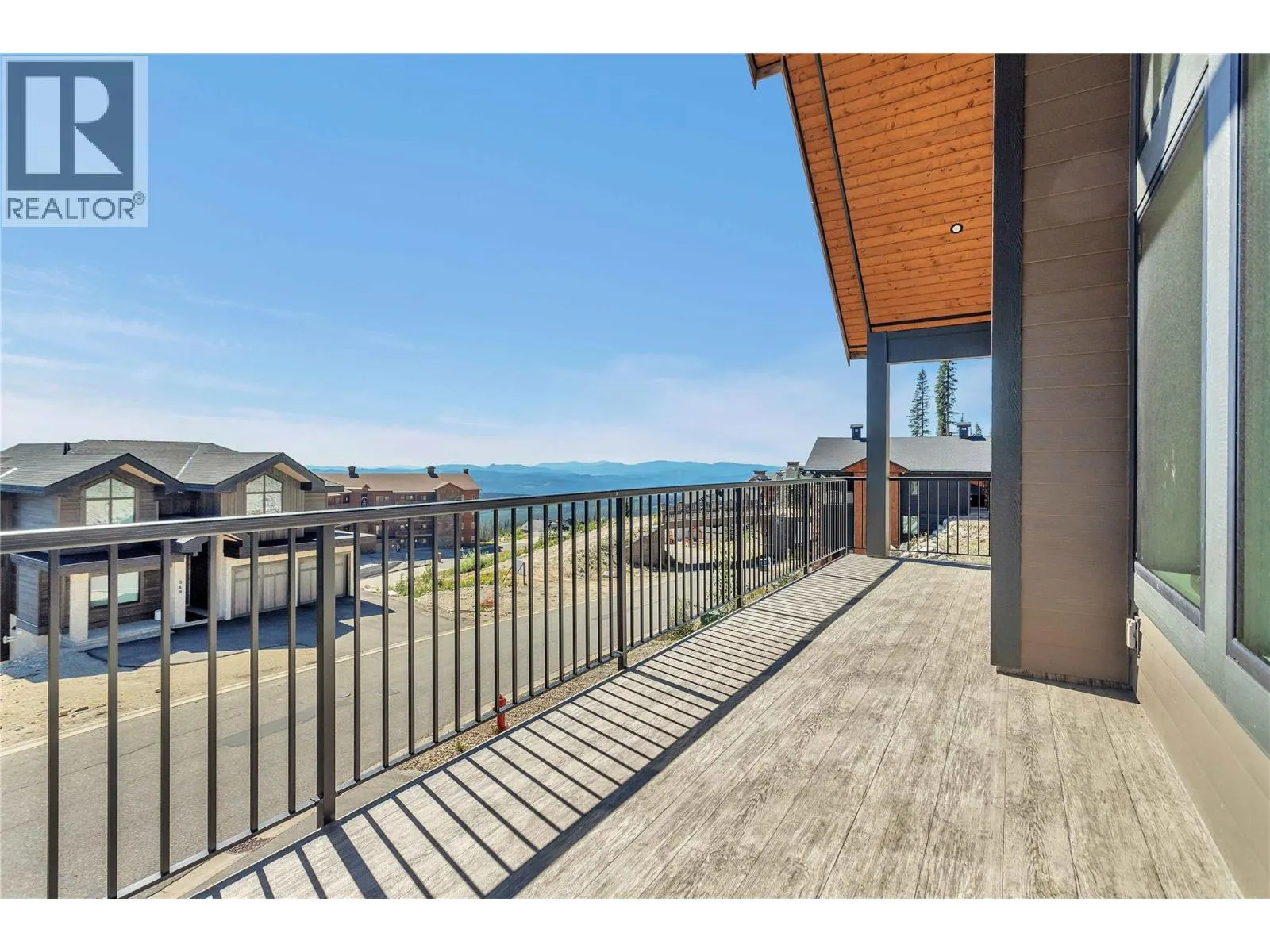 345 Feathertop Way