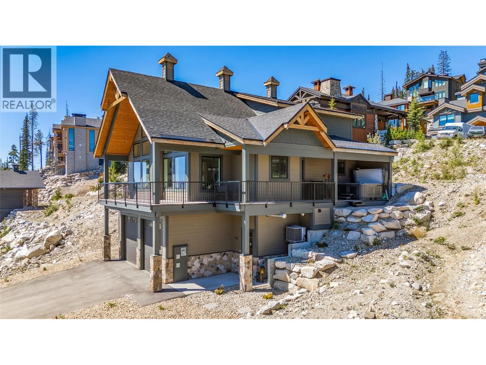 345 Feathertop Way
