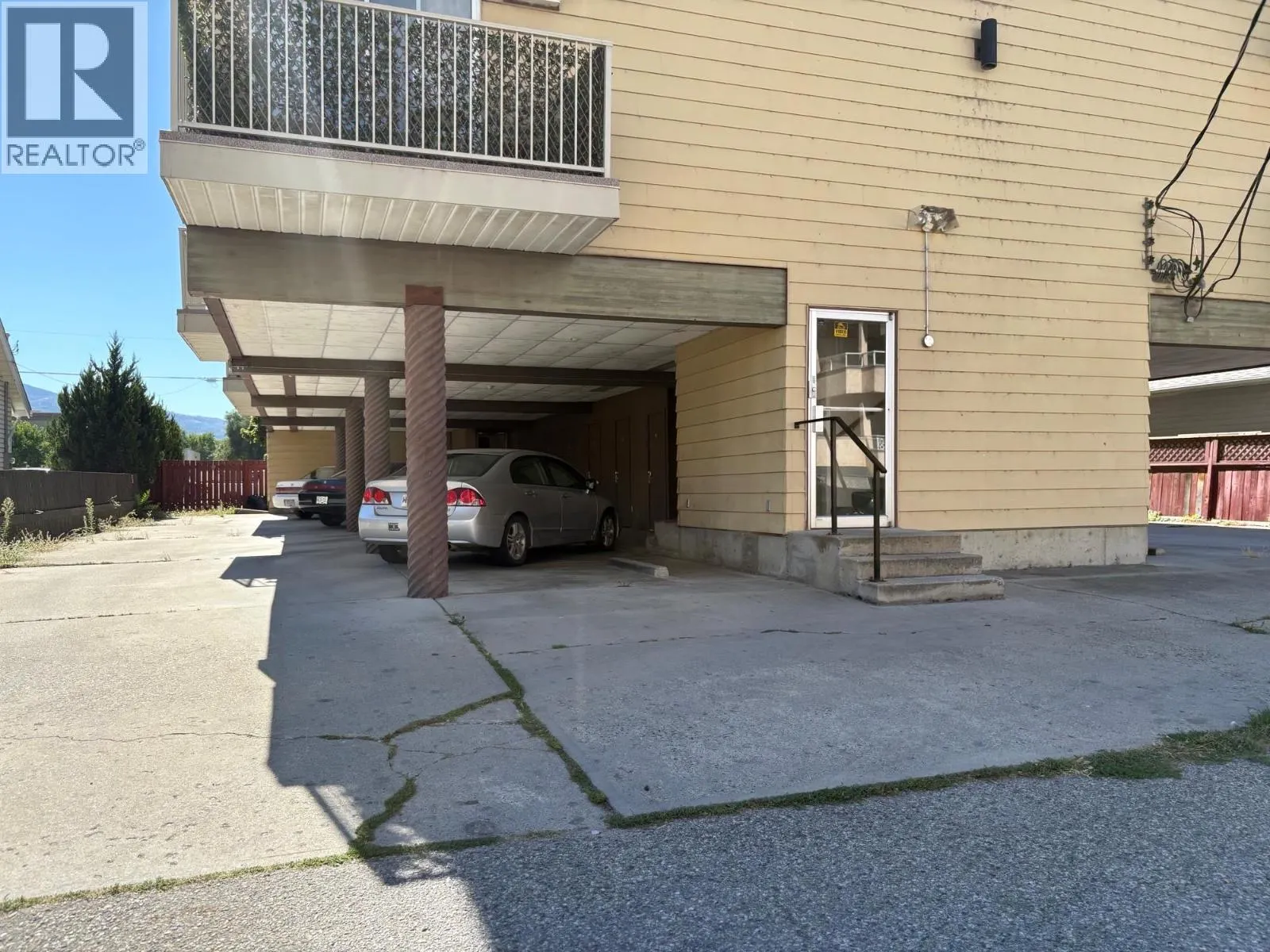 173 Wade Avenue W
