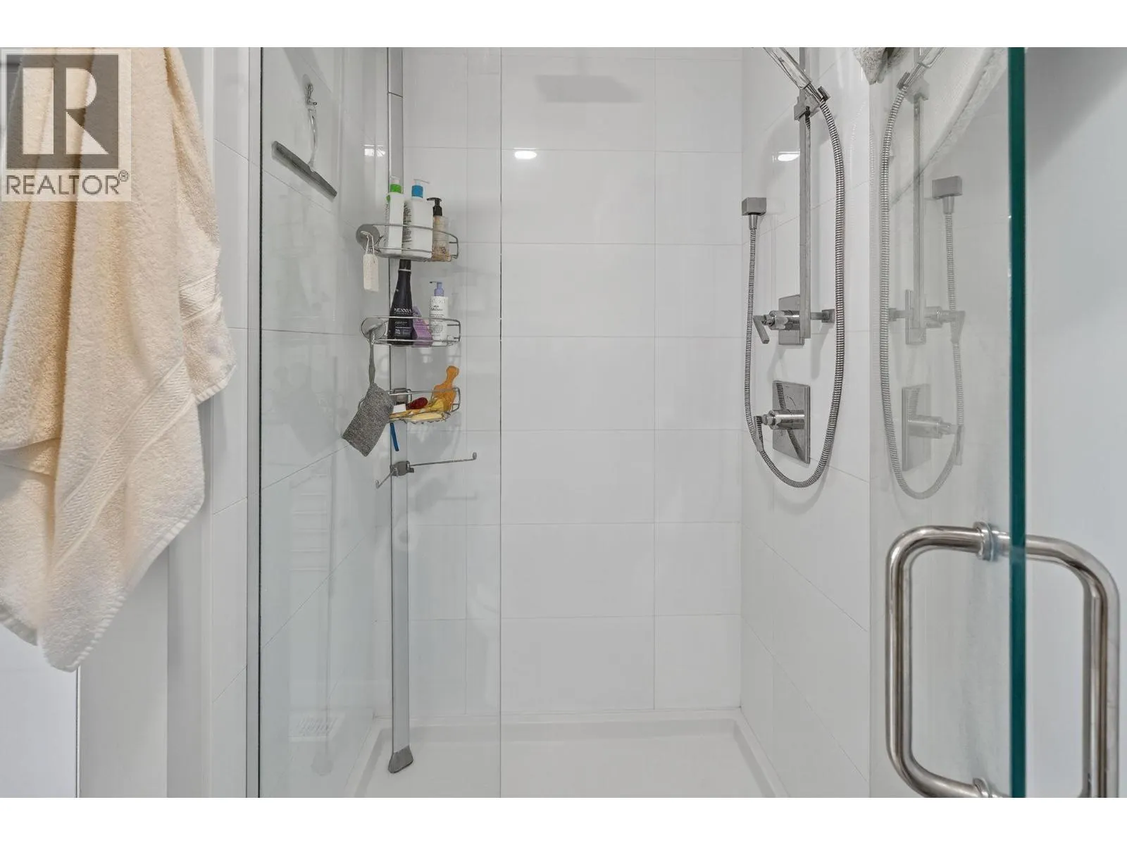 1515 Highland Drive Unit# 33
