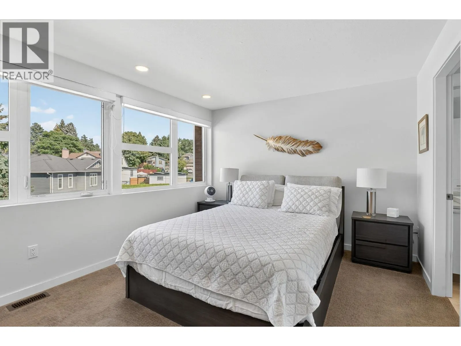 1515 Highland Drive Unit# 33