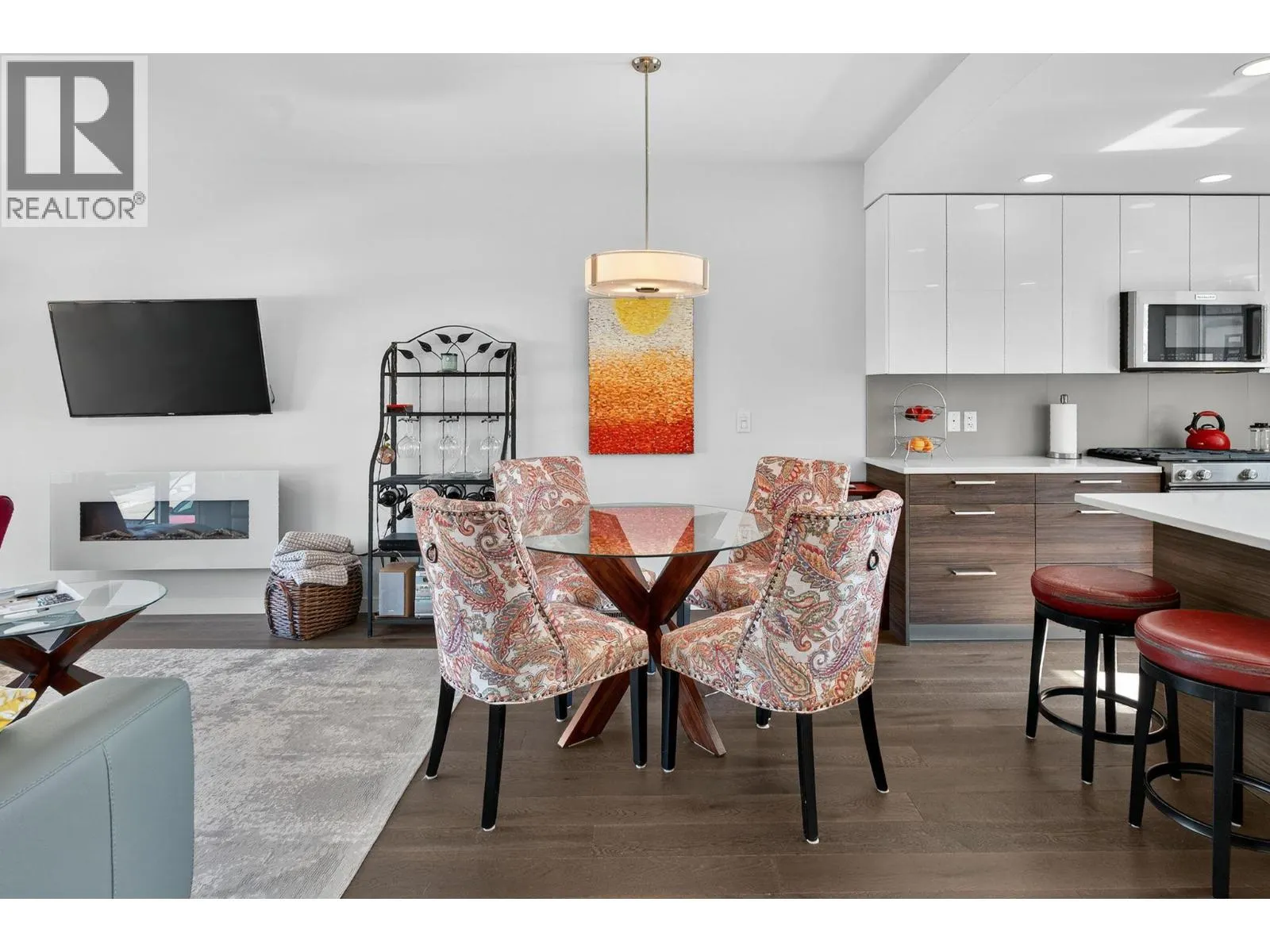 1515 Highland Drive Unit# 33