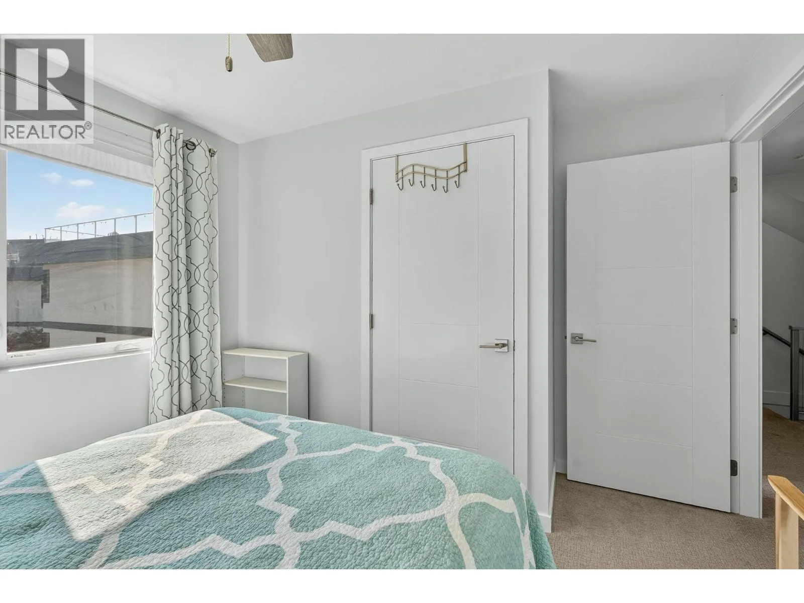 1515 Highland Drive Unit# 33