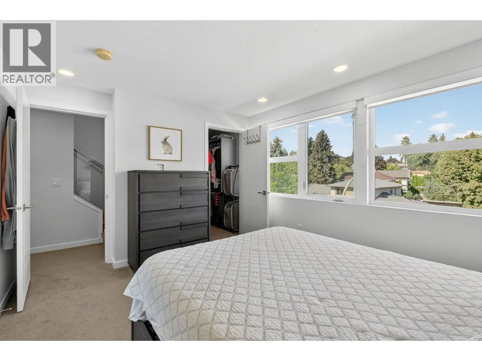 1515 Highland Drive Unit# 33