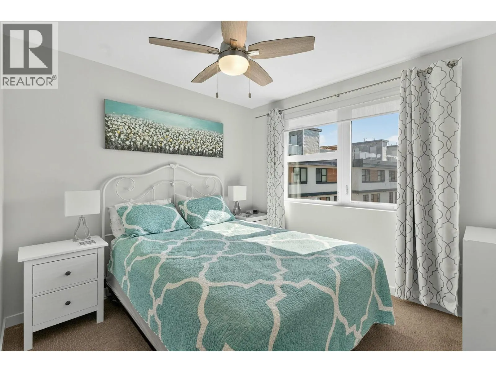 1515 Highland Drive Unit# 33