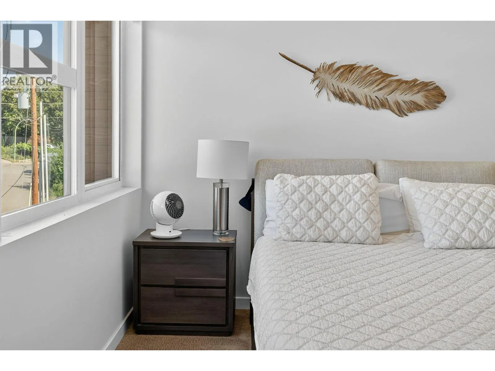 1515 Highland Drive Unit# 33