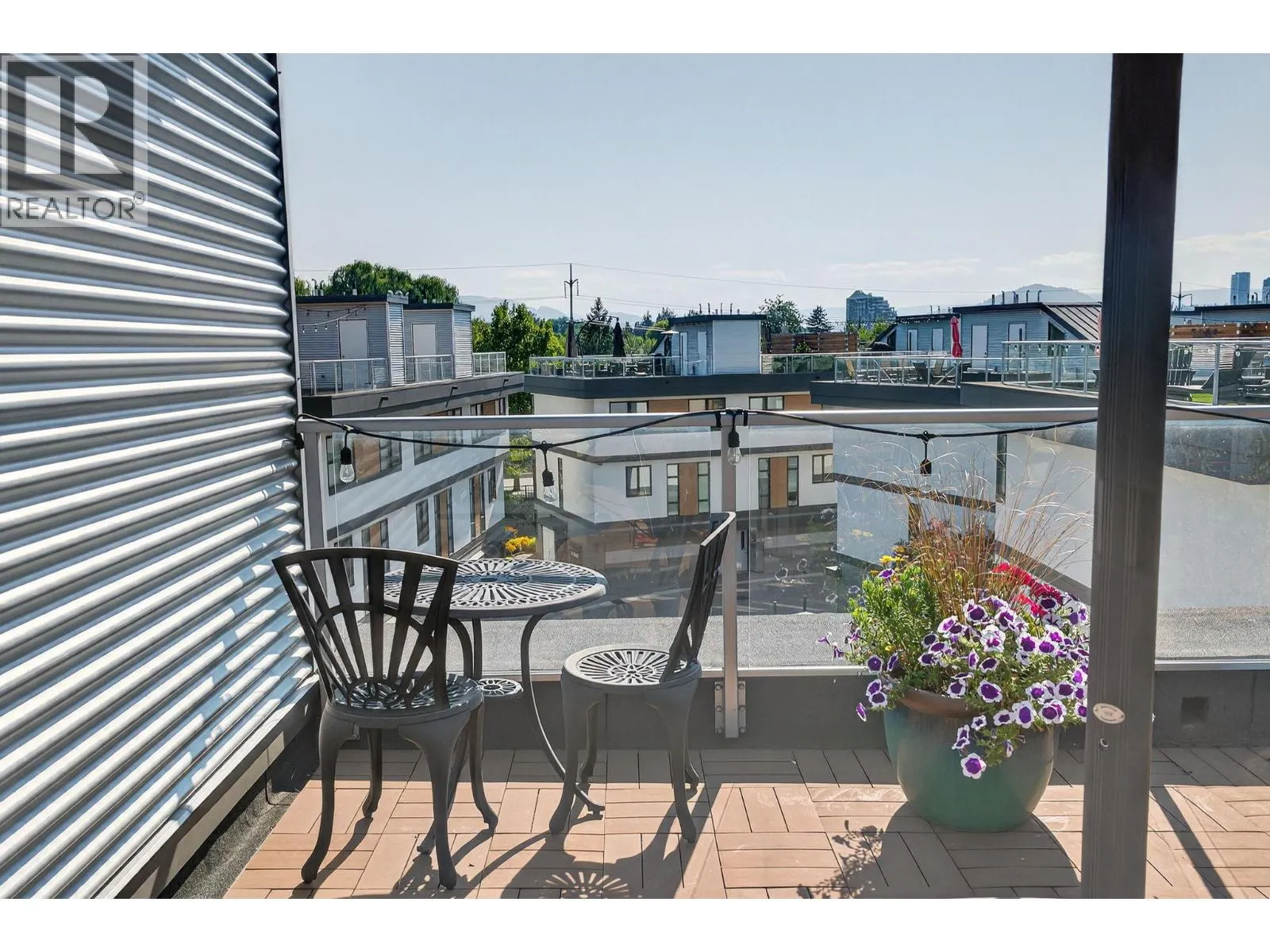 1515 Highland Drive Unit# 33