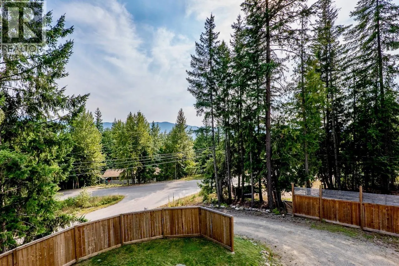2731 Fairview Road