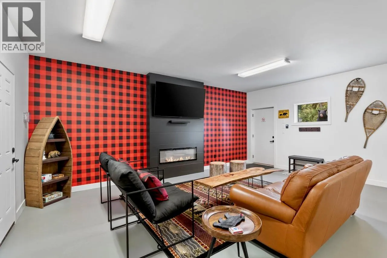2731 Fairview Road