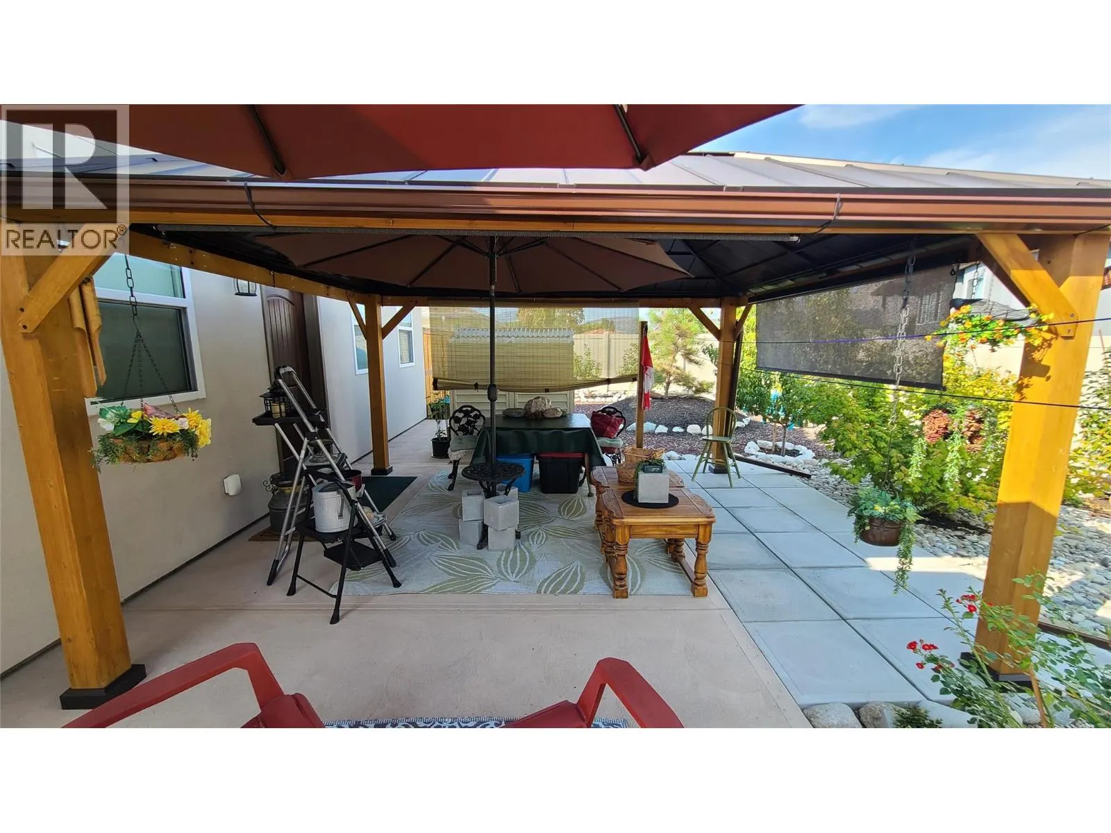 6941 MEADOWS DR Drive
