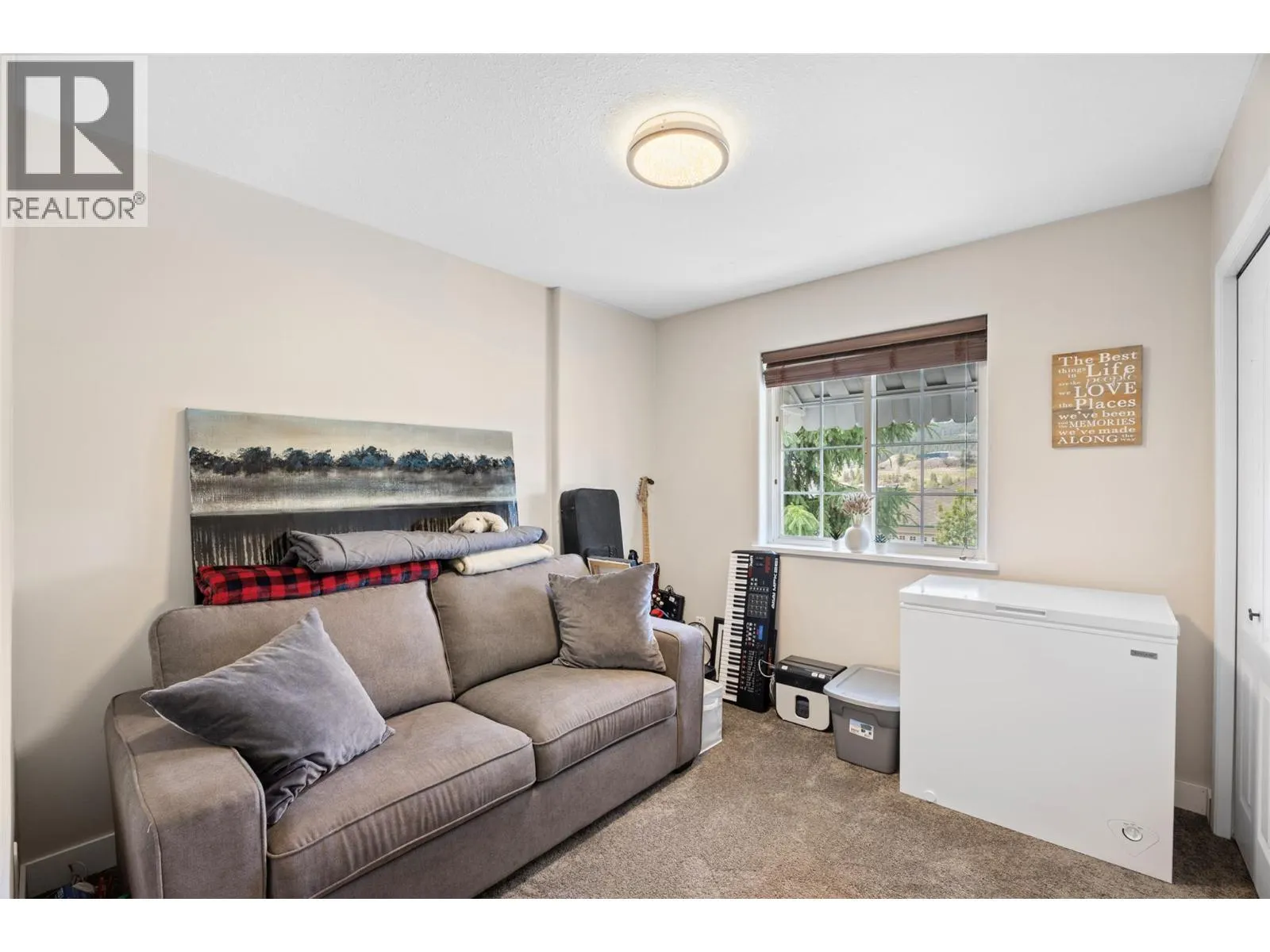 1368 Sunshine Court