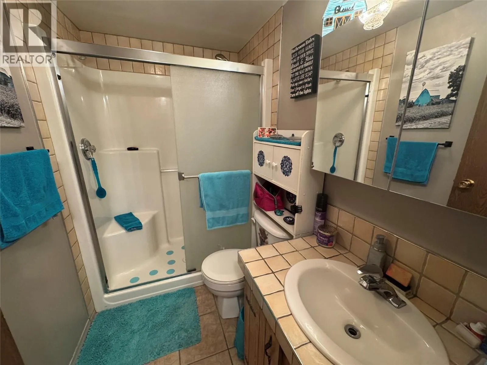 322 Bettes Avenue